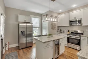Recently Renovated Home in the Heart of Bellevue! home - Image 3