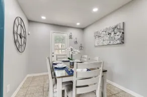 Private Pool | Near Lackland | Mothers Day Weekend - Image 4