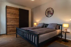 STRAND LOFT No4 - Image 3