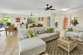 Villa Blue - Coastal Family Escape/heated pool - Image 5