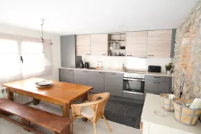 Central apartment with terrace - Image 4