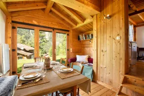 Chalet des Cristaux cosy alpine style for 5 - Happy Rentals - Image 3