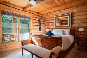 Private resort for group | hottub, pool, games - Image 4