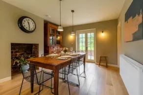Host & Stay - Haclins Cottage - Image 4