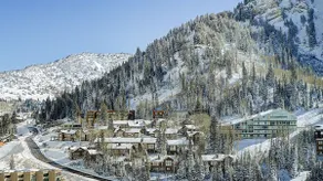 NEW, Majestic Mountain Manor - Image 3