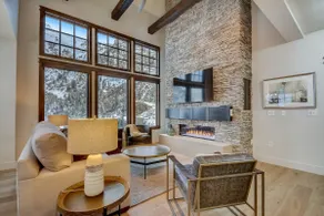 NEW, Majestic Mountain Manor - Image 2