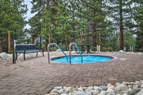 Modern Mammoth Lakes Condo: Ski, Hike, & More! - Image 3