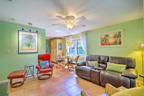 Vibrant Rockledge Home ~ 2 Mi to Cocoa Village! - Image 4
