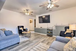 'Hilltop Hideaway' Branson Home w/ Trampoline! - Image 4