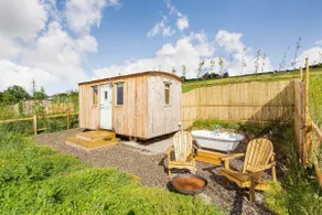 Woodside Hut 3 - Uk36107 - Image 2