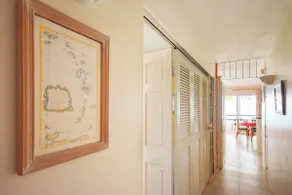 Romantic getaway on gorgeous quiet beach - Sea Star 3 1 bedroom - Image 5
