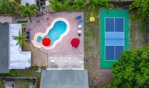 Sleeps 12 Near Beach | Pool, Spa & Pickleball - Image 2