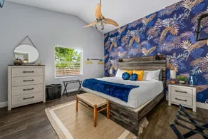 Sleeps 12 Near Beach | Pool, Spa & Pickleball - Image 4