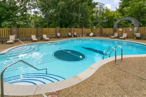 Famous MUSIC ROW 1 Bedroom Condo with FREE Parking and Pool - Image 3