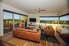 Martyrs Lookout - Luxury Accommodation - Image 3