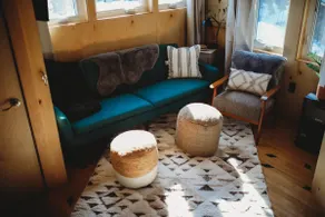 Raven*Modern*Treehouse*Hot tub* - Image 2