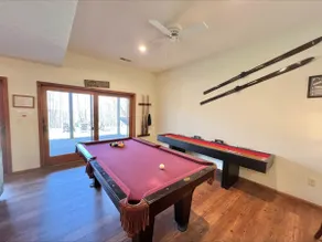 Lucky 12 | Centrally Located, Lake Access, Hot Tub - Image 5