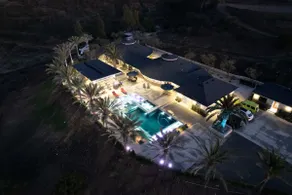 🦸🏻‍♂️The Iron Mansion Luxury Private Resort Infinity Pool Hot Tub Gym Arcade🏰 - Image 3