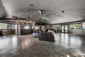 🦸🏻‍♂️The Iron Mansion Luxury Private Resort Infinity Pool Hot Tub Gym Arcade🏰 - Image 4