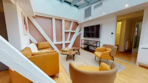 Lazare AC 103 m2 with terrace, city center, 4 br, 2 ba - Image 3