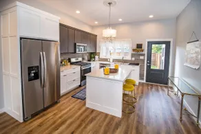 Haynie's Charmer - 3 BR NEW CONSTRUCTION Modern! - Image 5