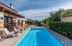 Villa Leonie with Private Pool - Image 4