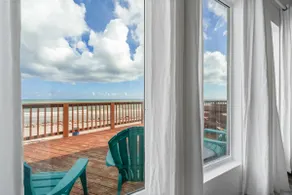 Oceanfront 2BR Cottage w Sunsets Views Comfy and Pet and Family Friendly - Image 4