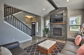 Bend Home w/ Patio + Fire Pits < 3 Mi to Dtwn - Image 5