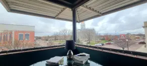 The Cambridge 2BR apartment in historic downtown - Image 3