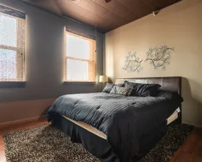 The Cambridge 2BR apartment in historic downtown - Image 5