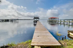 'Pirate Cove' Home in Welaka: Dock & River Access! - Image 2