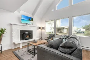 Tidal House #1 - Ocean Shores Chalet - Image 2