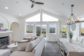 808 Retreat—Casa De Luna, Shops, Pano View, Hiking - Image 4