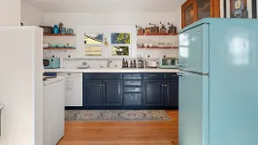 Updated Mountain Home Clawfoot Tub Near Waterfalls - Image 3