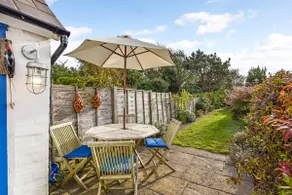 Sula Cottage, West Wittering - Image 2