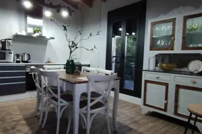 Beautiful 2 Bedroom Apartment with Hydromassage Bathtub - Image 3