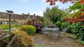 Grade II* listed retreat in Bourton - Middle Gable - Image 5