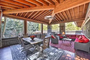 Sun Valley Estate w/ Private Pool, Theater & Gym - Image 5