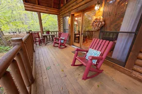 Ocoee Log Cabin steps from Ocoee in resort village - Image 3