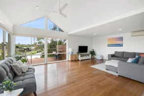 Happy Place of Light and Water Views in Jan Juc - Image 2