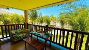 Premium Bungalow with Two Bedrooms and Sea View - Image 4