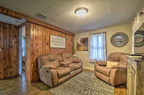 Cozy Goshen Farmhouse ~ 9 Mi to Amish Acres - Image 2