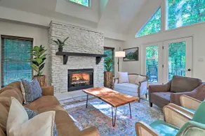 2 Mi to Sapphire Resort: Home w/ Hot Tub & Games! - Image 4
