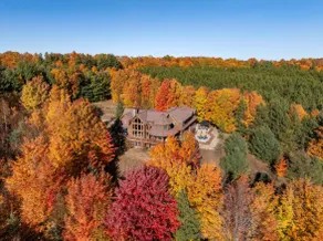 The Hideaway at Harbor Springs – Hot Tub, Fire Pit, Ski + Outdoor Adventure - Image 2