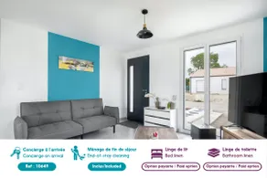 House with garden, sleeps 6 adults, 1 child - Image 2