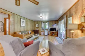Charming Parsons Cabin w/ Grill on the Cheat River - Image 4
