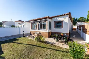 Châlet 'Casa Thaiker' avec vue sur les montagnes, jardin, BBQ et climatisation - Image 3