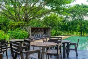 Pinilla, Quiet & Spacious 3BR home, shared zero edge lap pool - Image 2