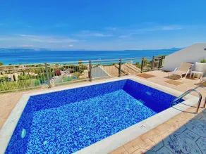 Villa adaptée aux familles avec piscine privée, barbecue et terrasse | Proche de la plage - Image 2