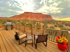 Rustic Barn Loft | Kanab Red Cliffs | Pet Friendly - Image 3